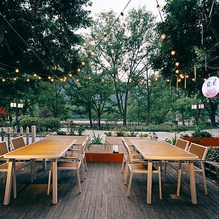 Ancient Street No.5 Youth Chic Hotel Wuyishan  Exterior foto